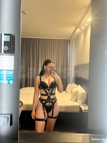 Cover Sara