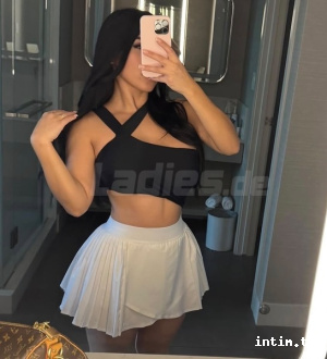 Emilia aus Düsseldorf