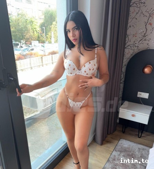 Clara aus Frankfurt am Main