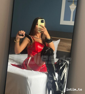 Maya aus Düsseldorf