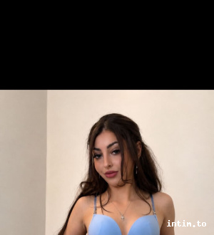 Aleina aus Wels