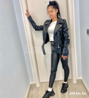 Siana aus Halle