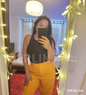 KATRIN aus Berlin