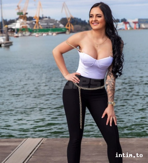 Andrea aus Aurich