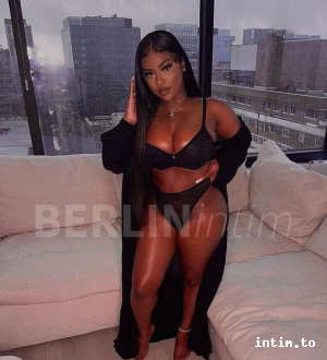Foto 3 von Millena