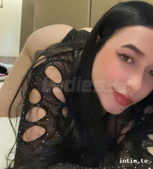 Camila aus Wiesbaden