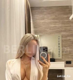 Lara aus Berlin