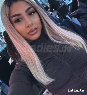 KATALEYA aus Düsseldorf