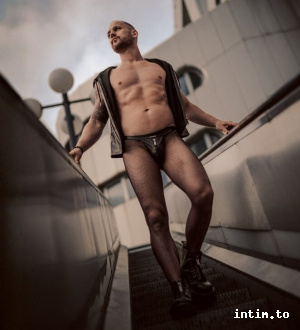 Adrian aus Berlin