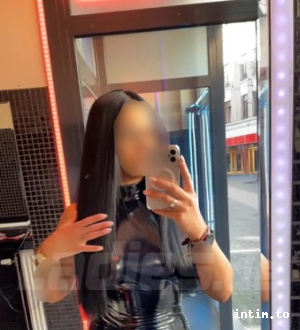 Rebeca aus Wiesbaden