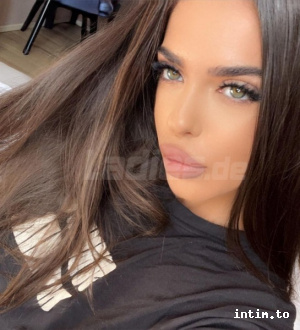 Angie aus Frankfurt am Main